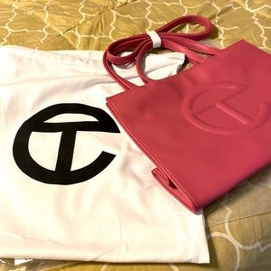 Corned Beef Telfar Medium Bag